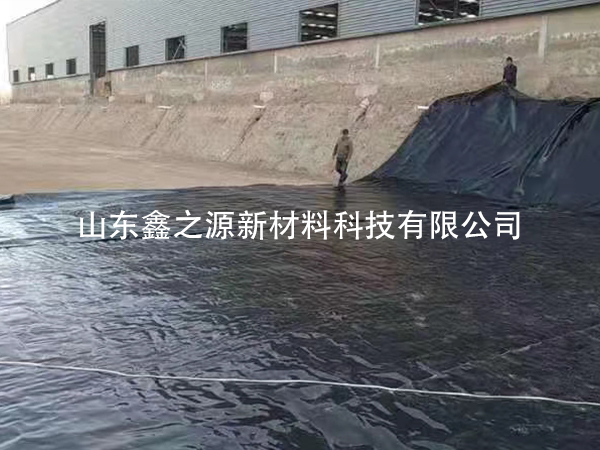 黑膜沼氣池使用過(guò)程中出現(xiàn)廢渣該如何處理？