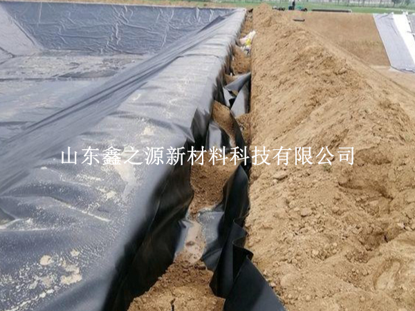 如何順利進行沼氣池黑膜的修補工作？